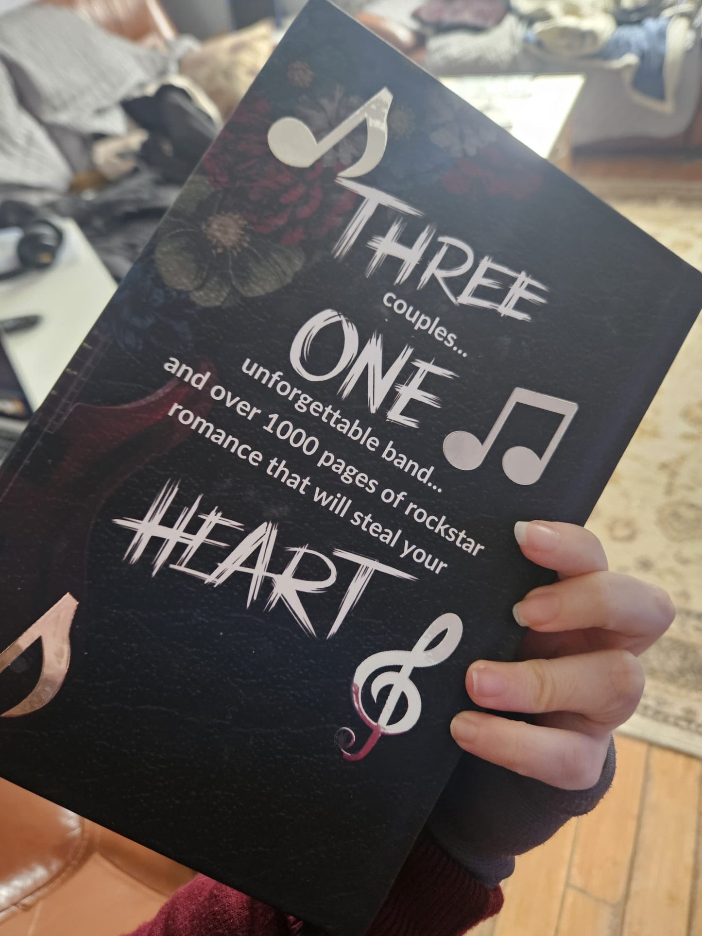 A Date With A Rockstar - Deluxe Omnibus Hardcover (STORE ONLY EXCLUSIVE)