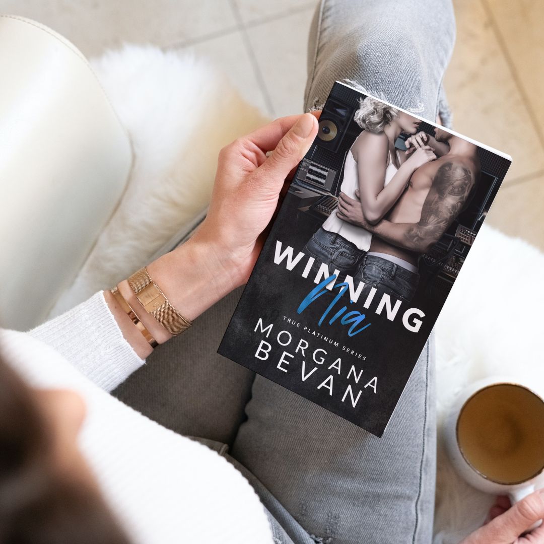 Winning Nia: A Rock Star Romance (STORE EXCLUSIVE PAPERBACK)